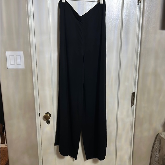 Elegant Black Wide Leg Trousers - Picture 1 of 8